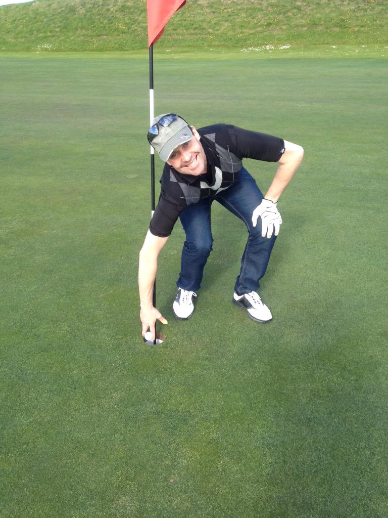 chamalou's tweet photo. Hole in 1 on 1st in #corballis this evening #flukeorskill? @GavinMoynihan @ShaneLowryGolf  @willferns http://t.co/w26WxGlkj2