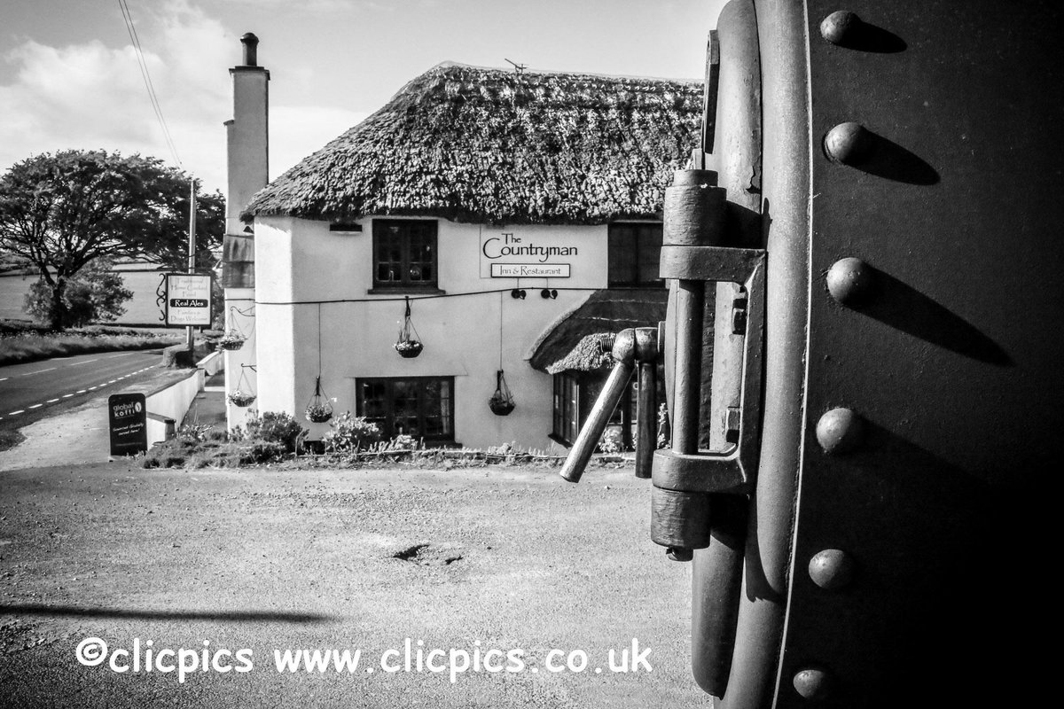 clicpics tweet media