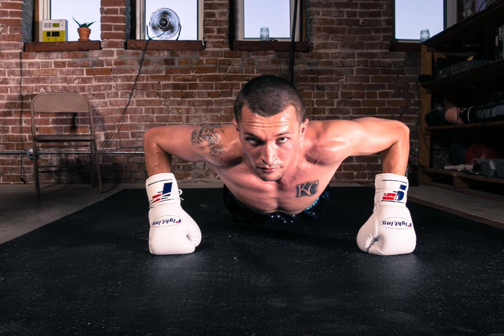 SenorRollando's tweet photo. Fight June 6th in Topeka! Contact me for tickets. http://t.co/9sTiOIIi4G