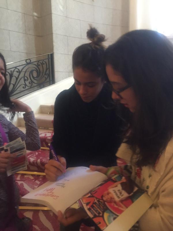 TS_Mexico's tweet photo. .-@TiniStoessel con fans.- http://t.co/rZRHnPWGsS