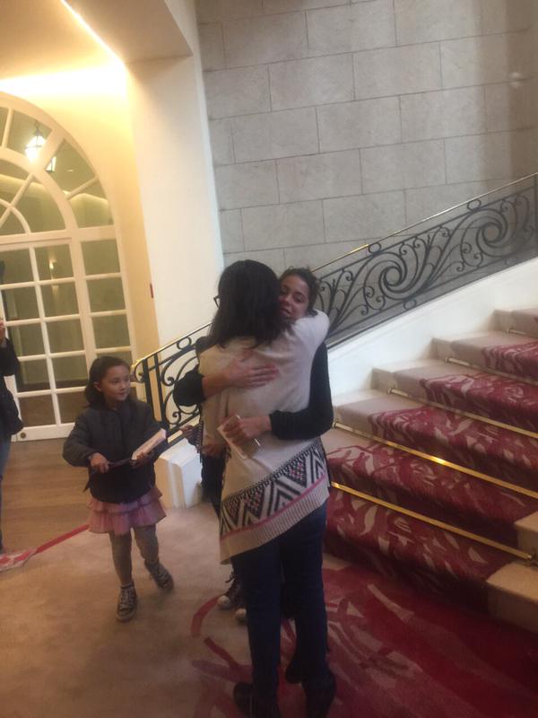 TS_Mexico's tweet photo. .-@TiniStoessel con fans.- http://t.co/rZRHnPWGsS