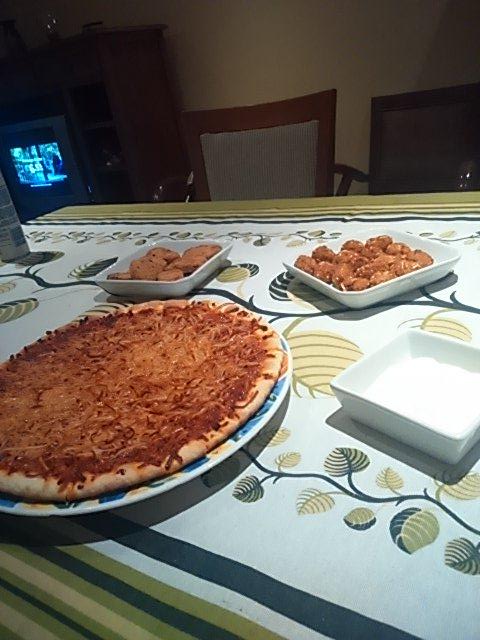 barbara_pdr's tweet photo. @maria_rdd y yo estamos pensando presentarnos a #Masterchef con nuestra variedad de congelados http://t.co/RlCQAOlVKi