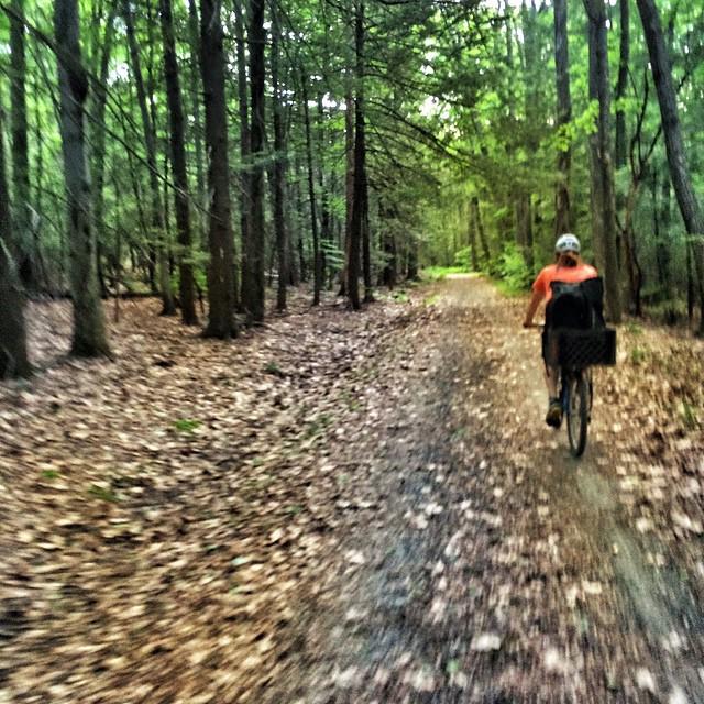 WhitneyBoland's tweet photo. Trying to keep up with Turbo Legs Magee aka @andywsalo yesterday morning on our ride to the crag. Luckily, we can a… http://t.co/mpGobnQsUD