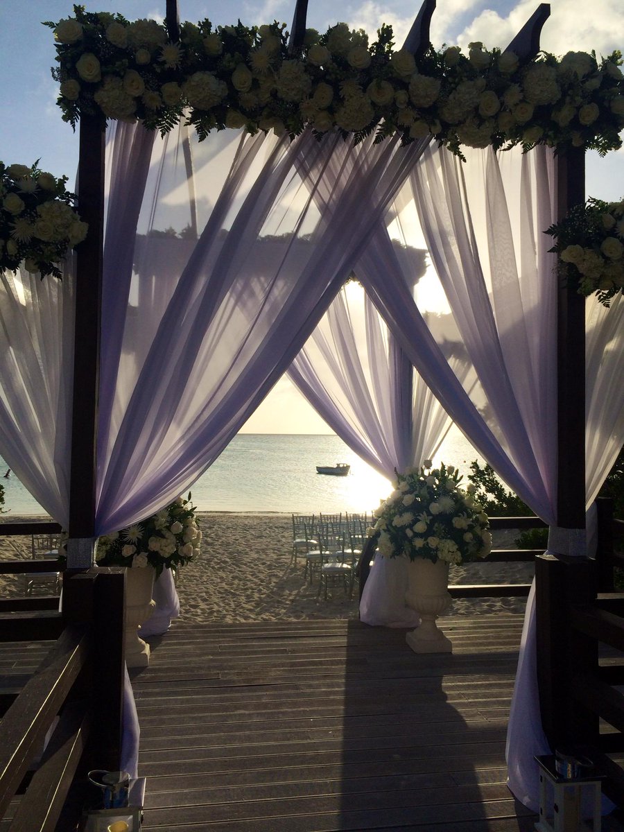 RitzCarlton's tweet photo. Tag your photos with #RCMemories as you #travel with @RitzCarlton in 2015. http://t.co/whjNk5otfO