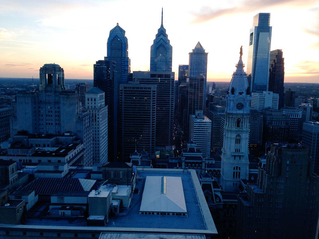 GabriellaClark's tweet photo. @discoverPHL Thank you so much for hosting an amazing finale! It was a night to remember! #usamegafam http://t.co/8rZOh9Oa6S