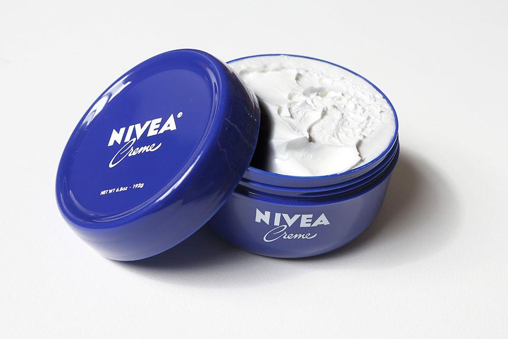 URBANOSCOPIO's tweet photo. El staff artístico y DeMaquillaje @TFAImv NecesitaCrema @NIVEAMEN_ES @NIVEA_ES SiEncuentrasTeLaCompramos 04167751212 http://t.co/maH8psNr7V