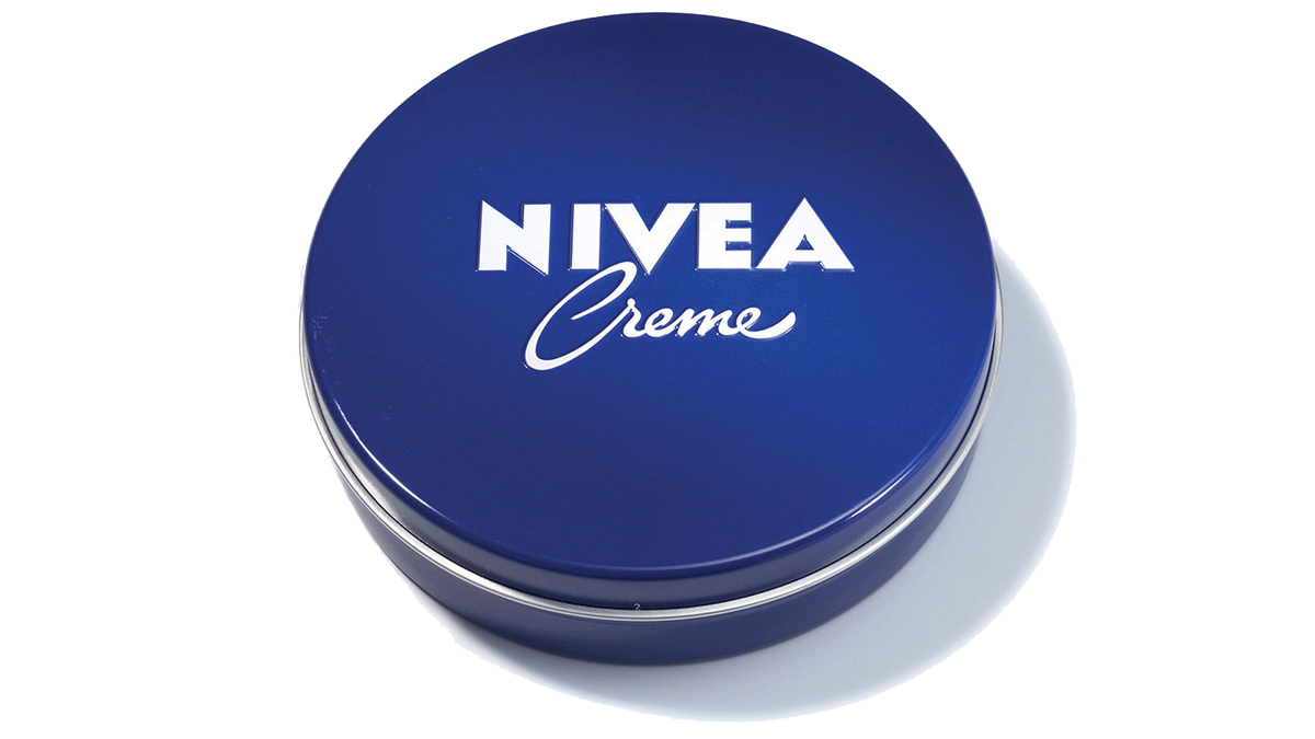 URBANOSCOPIO's tweet photo. El staff artístico y DeMaquillaje @TFAImv NecesitaCrema @NIVEAMEN_ES @NIVEA_ES SiEncuentrasTeLaCompramos 04167751212 http://t.co/maH8psNr7V