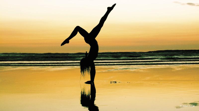 Yoga_Journal's tweet photo. Want to enhance your practice with a little inspiration from nature? http://t.co/cJws3oWIns http://t.co/48Sv7swvNE