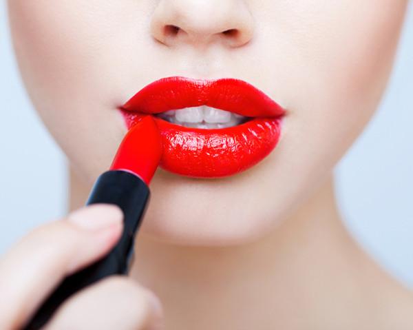 Getting luscious, full lips is a whole lot easier than you think: whm.ag/1Awv8fO