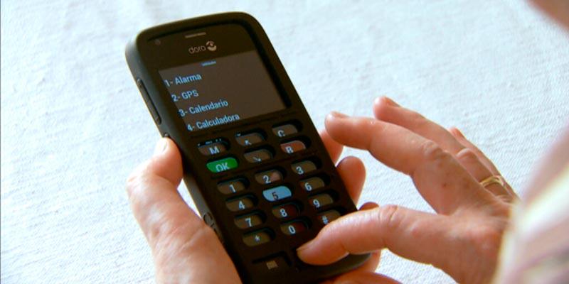 som3cat's tweet image. Provarem un telèfon per a persones invidents i d'edat avançada, ara, a @gendigital: ow.ly/NqWA8 #GD33