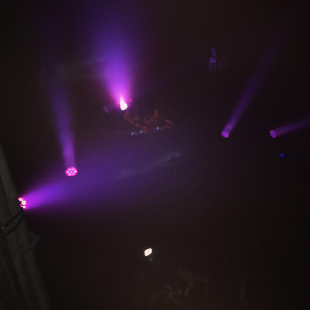 GoodMusicAllDay's tweet photo. Ask @TheChainsmokers anything right now on Reddit AMA! http://t.co/P74MSg6cIM http://t.co/6R4SfE92ha