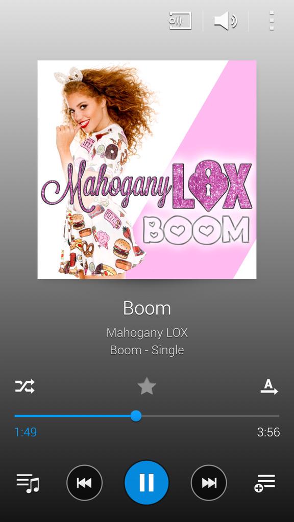 FlaviaDazMeja1's tweet photo. @MahoganyLOX  Love this so much this . Your voice is so cute and perfect  🙈😻👌. I'm so proud of you. http://t.co/M7y7blAvnc