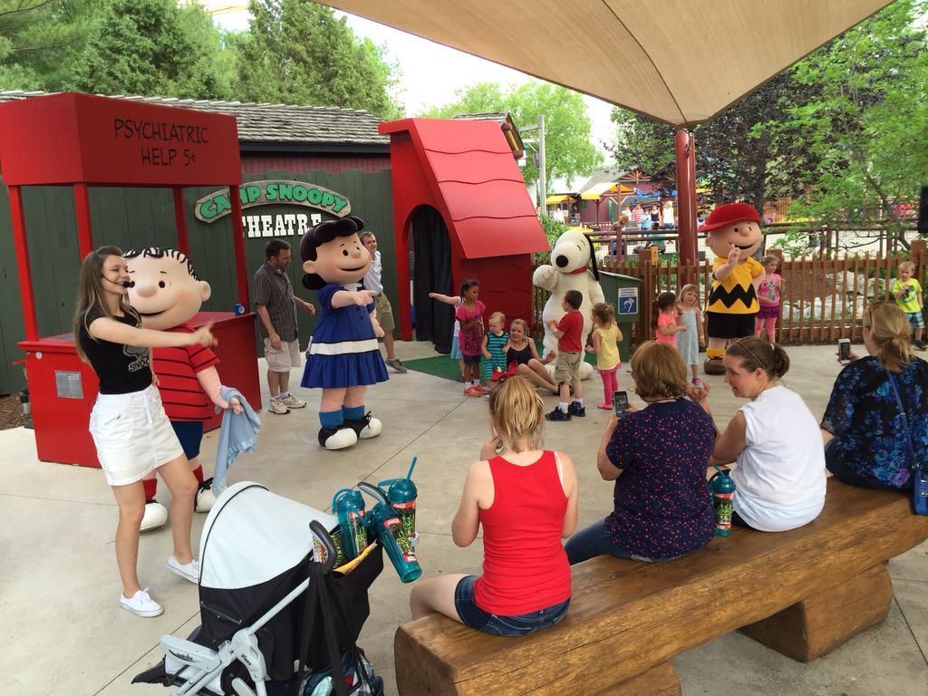 Cedar Point Charlie Brown S Funtime Frolics Shows Daily At The Camp Snoopy Theatre Make Sure To Bring Your Little Ones Http T Co 4vlfvncf00 Twitter