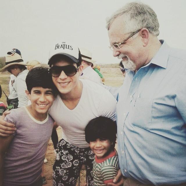 carla0715's tweet photo. Mis sobrinos http://t.co/Jd1orRP7Ep