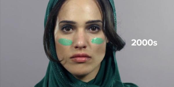 TV3alacarta's tweet image. #GD33 parla del viral "100 anys de bellesa"  i provem un telèfon per a gent gran. 
@gendigital
ow.ly/NrEzr