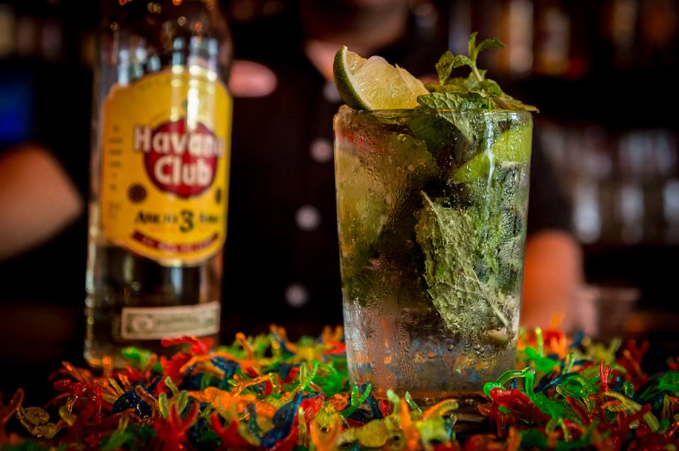 CANIRACVALLARTA's tweet photo. Refrescate esta tarde con los Mojitos de nuestros amigos de @JoeJacksPV 
#CadaVisitaUnaExperiencia http://t.co/XWXH7cCZrf