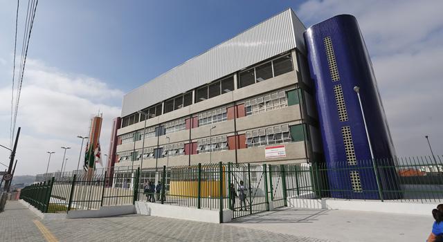 MetroJornal's tweet image. Crise na educação

MEC cortará vagas do #Pronatec e #CiênciasemFronteiras metrojorn.al/65taJ1b @MEC_Comunicacao