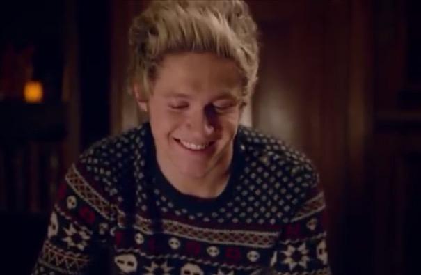 Taylor153swift's tweet photo. @NiallOfficial looks super cute in the #nightchanges #OneDirection music video 💭 http://t.co/VbK6hAP9cE