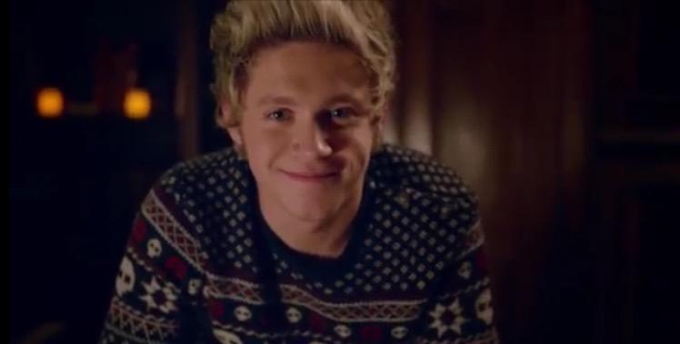 Taylor153swift's tweet photo. @NiallOfficial looks super cute in the #nightchanges #OneDirection music video 💭 http://t.co/VbK6hAP9cE
