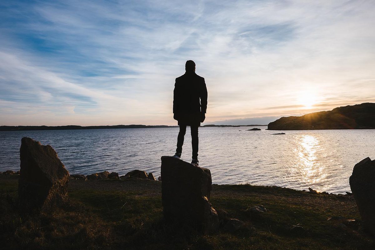 "Vive como si fueras a morir mañana. Aprende como si fueras a vivir para siempre” . -Mahatma Gandhi
#BuenasNoches