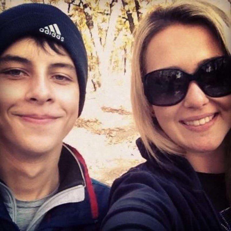 Flying_Drew's tweet photo. #school13 #ностальгия #владивосток #школа #среднееобразование http://t.co/THhZbXbEIU