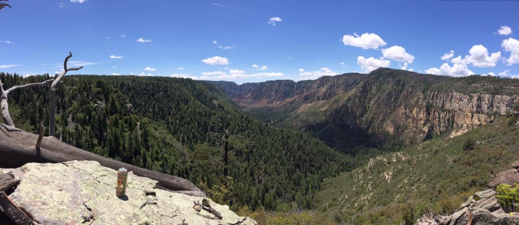 ColinESpence's tweet photo. Getting Elevated in northern Arizona. Thanks @LaCumbreBrewing http://t.co/rES5hKTEcE