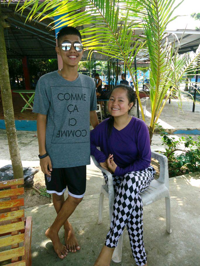 LlyAZ_OK's tweet photo. Last woman http://t.co/P1tpES6tOh