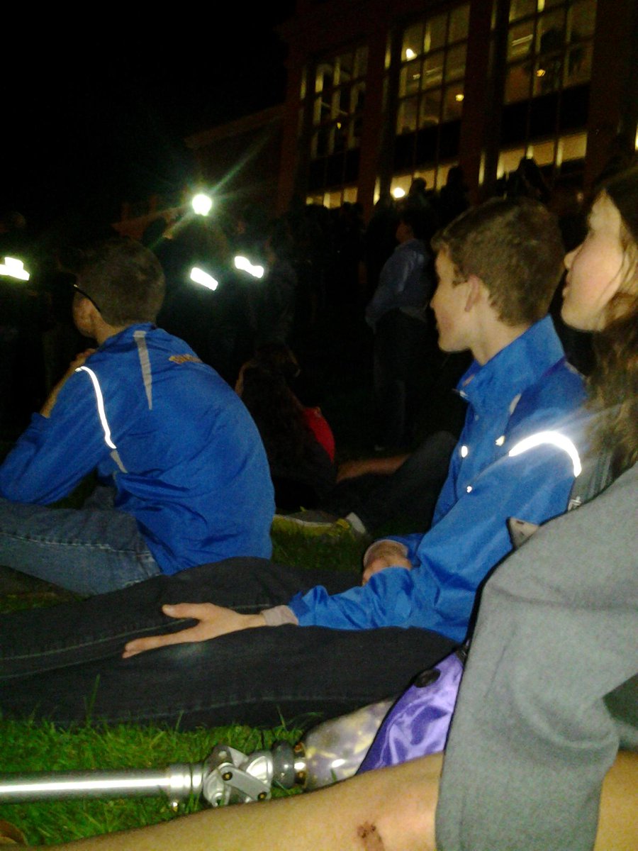 SRSFCoders's tweet photo. Fireworks to celebrate the end of another great day @cwsf_ysc 2015. http://t.co/97foZRv96s