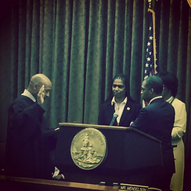 whphotos2013's tweet photo. Congrats @brandonttodd, the Newly sworn in CM from #ward4 #ward4proud #ward4ward #whitehou… http://t.co/xQrwWgG2N2 http://t.co/Ttpuu5WCwj