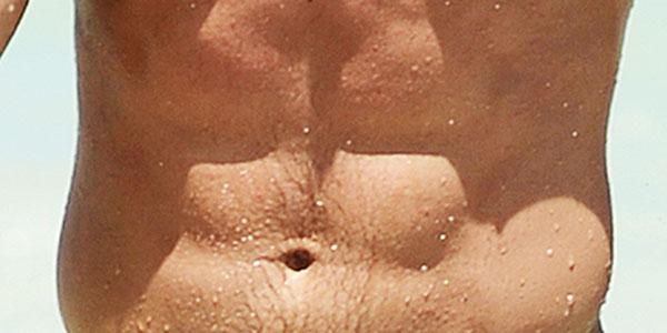 rickygervais's tweet photo. “@people: QUIZ! How well do you know the chiseled abs of Hollywood? http://t.co/fYZZMkxt3g http://t.co/JNnTfi7SPw” http://t.co/oCuC7UqHwM
