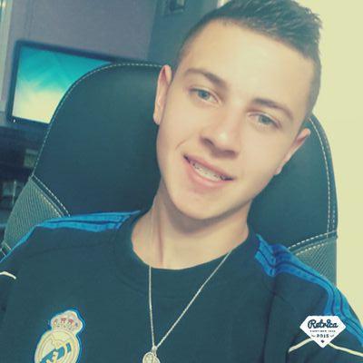 MorganDcq_'s tweet photo. @NicolasCrp 😐😓 http://t.co/5t90JYMSJQ