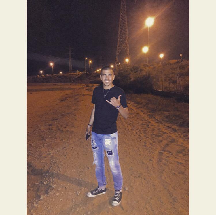 NoazS's tweet photo. 😎 http://t.co/kp251X6B8k