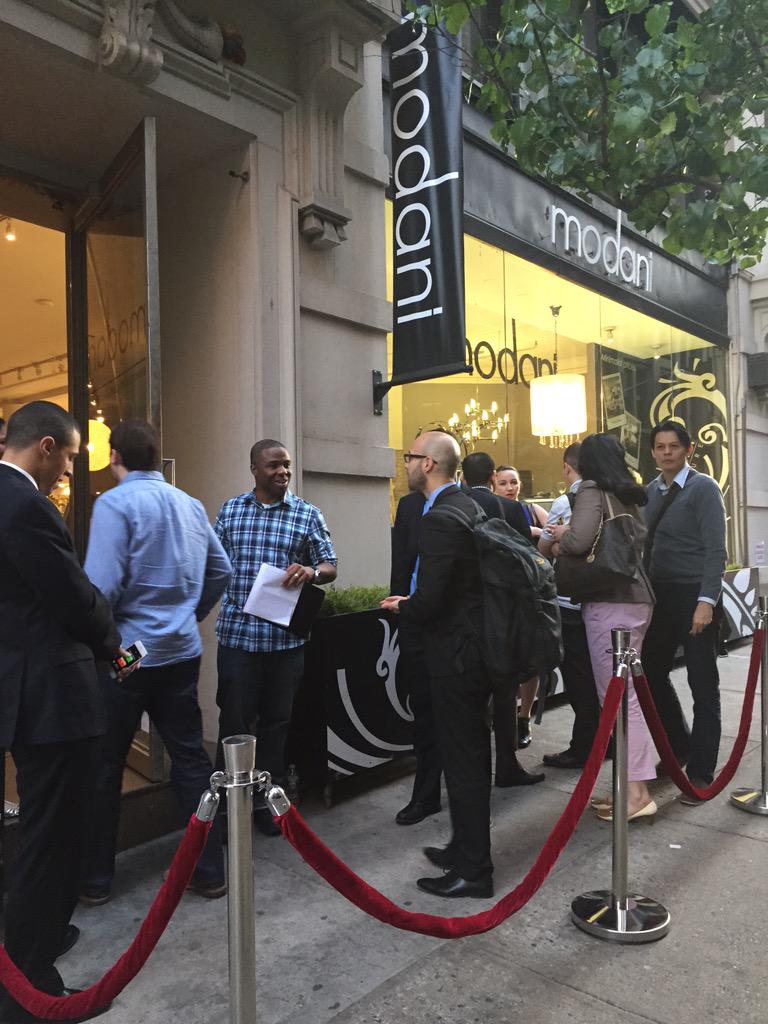ModaniFurniture's tweet photo. Live from #modaninyc http://t.co/PfUH3re3nQ
