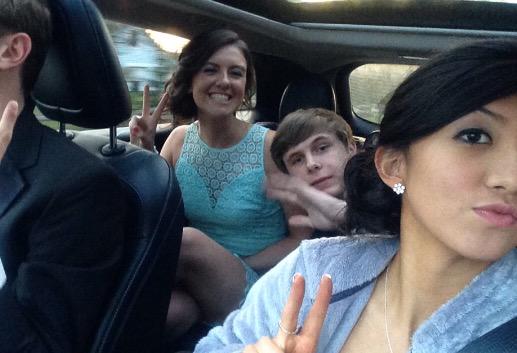 Happy birthday Alex love you so much you\re a great homie!!;)     