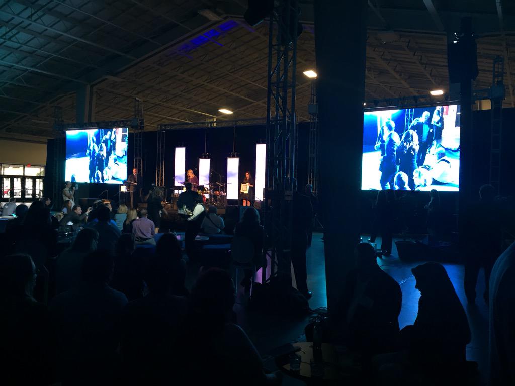 davidmartin08's tweet photo. The 2nd public/audience wedding proposal I have seen this week. #TopTech2015 http://t.co/O6u16K4tjP