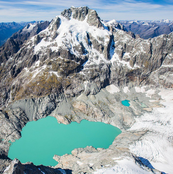 hakatours's tweet photo. A glacier lake in Fiordland. Just #breathaking!

Pic: @Stoked4Saturday http://t.co/wHz6OirJrj