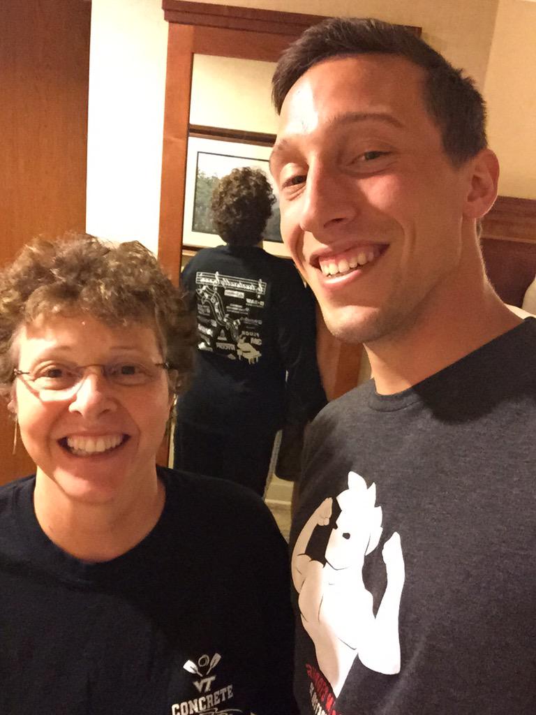 VTConcreteCanoe's tweet photo. Senior member, Brian's @BrianHuttner mom @txblossm3 wearing the team shirt for pre  graduation dinner :) http://t.co/JpPjqlWkoY