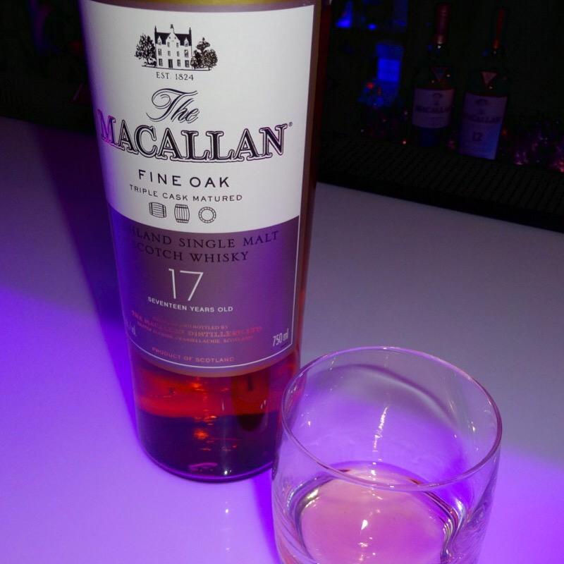 racerxnyc's tweet photo. Thanks #MacQA for the @The_Macallan 17 Year Old Fine Oak Triple Cask #RaiseTheMacallan @USMacallan @MetroPavilion http://t.co/T4jZoiA6Yu