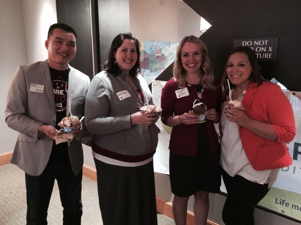 numericacu's tweet photo. The @Numerica crew is representing at the @ewualumni YPN event at @riverparksquare! #EWUYPN #ProudToSponsor http://t.co/cg496hURZl