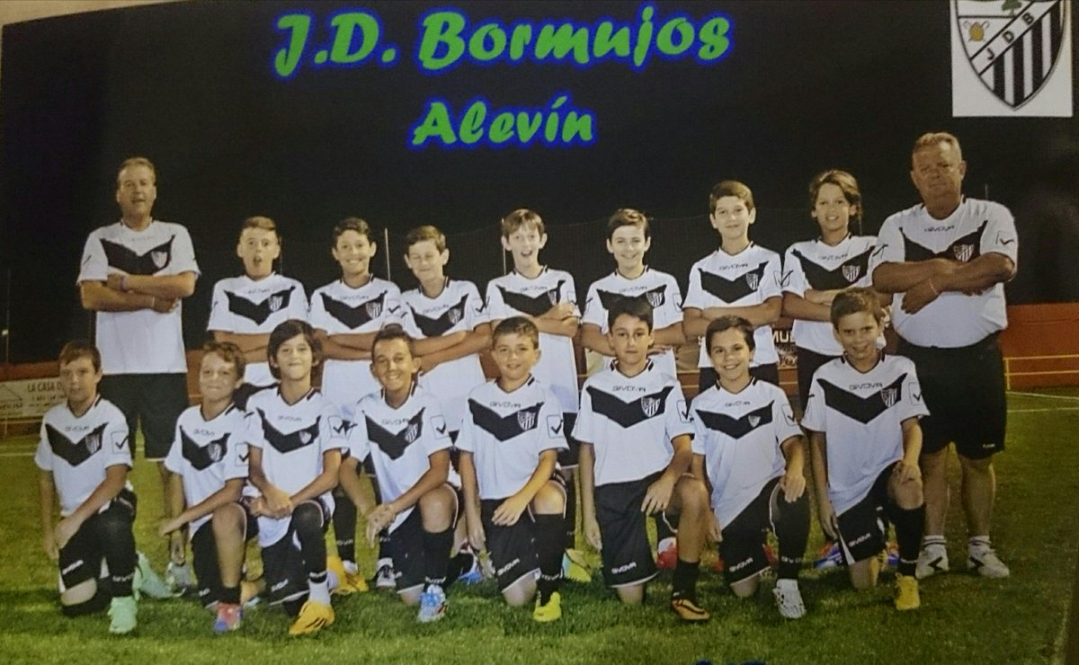 Este equipo tiene hoy el ascenso en sus manos.Venid a animarlos.Tomares a la 19:30.Esperamos a todo el  JDBormujos
