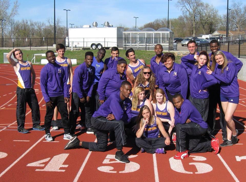 joshuananagau's tweet photo. The secret of greeting ahead is getting started. Is been a great season for us all. #Tracklyf #keepgoing http://t.co/5hSGdIMo0R