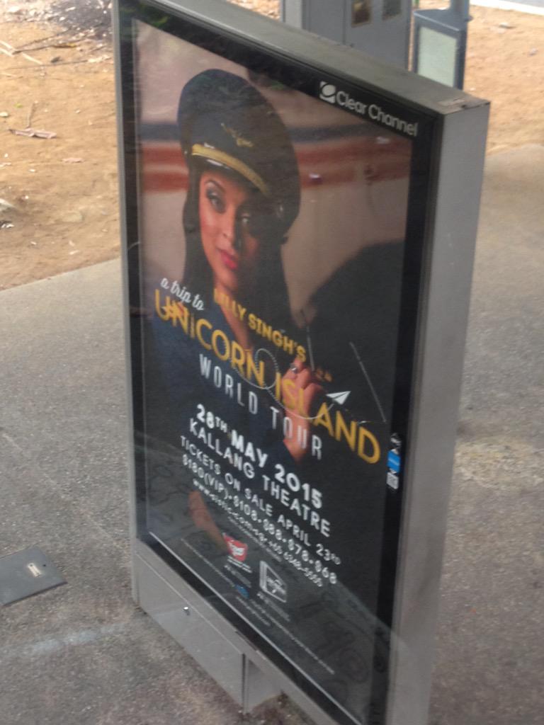 AmandaTanYN's tweet photo. @IISuperwomanII seeing you on the bus stop ad makes me really happy :) http://t.co/Tf58hK4HgM