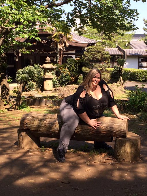 Ok time for JAPAN Pics http://t.co/LczYqfIM4A<a href="/tag/thongthursday"class="tags"><span>#thongthursday</span></a><a href="/tag/thonglessthursday"class="tags"><span>#thonglessthursday</span></a><a href="/tag/thickgirlthursday"class="tags"><span>#thickgirlthursday</span></a>