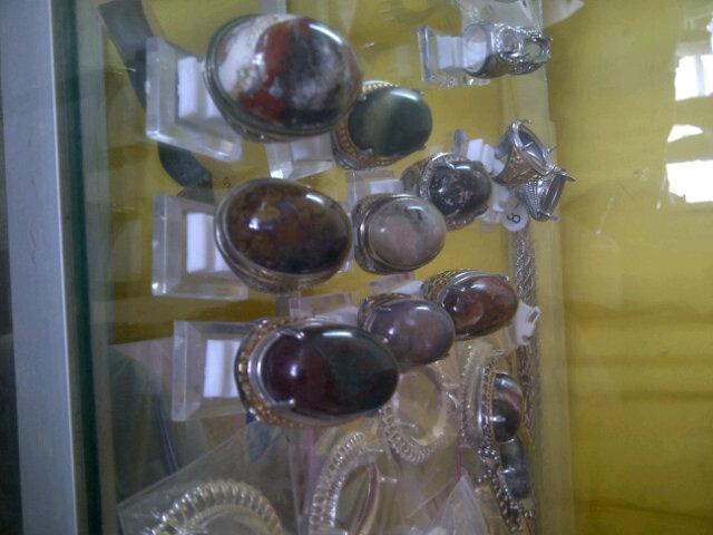 jemi_irawan's tweet photo. Banjir pancawarna Darson.  Minat pin:27B91B33 http://t.co/K0WVc9KCOs