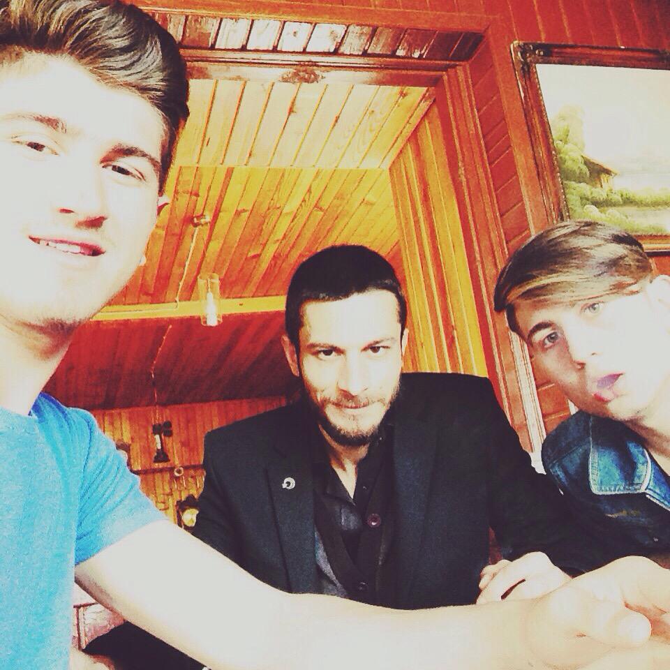 SEmirhan54's tweet photo. Oooo Liselii Ooo 🔫 🆒 http://t.co/tDfL4KUDLI