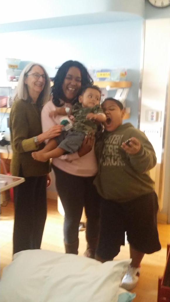 MayaUforia's tweet photo. We were discharged today. Chaplin Caroline and Dr. Tacy and Dr.Mohan Reddy Vince P Colin James and Melissa Fong #CHD http://t.co/ldLRg5Pc4r