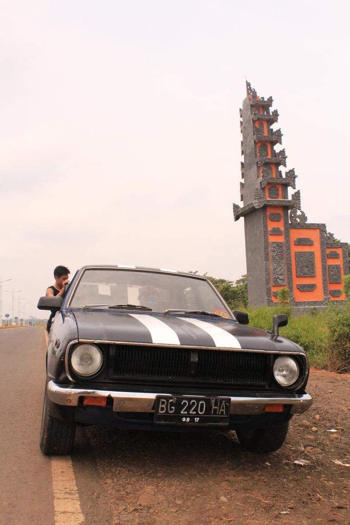 Di jual corolla 76 kontak 081367540517