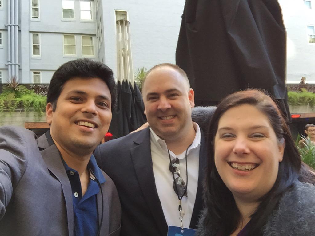 logontokartik's tweet image. Selfieeeee #MVPSummit2015 @thisisnotapril @jonathanbaltz @JustAGirlyGeek @abhinavguptas @rakeshistom