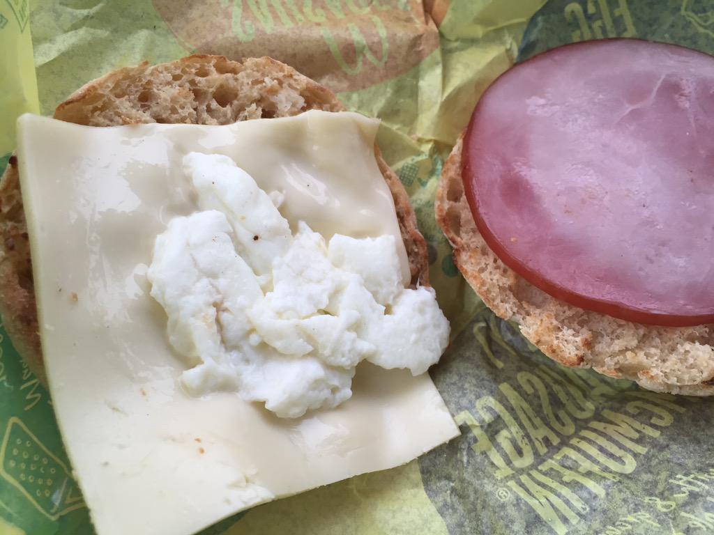 Laura Connell tweet media