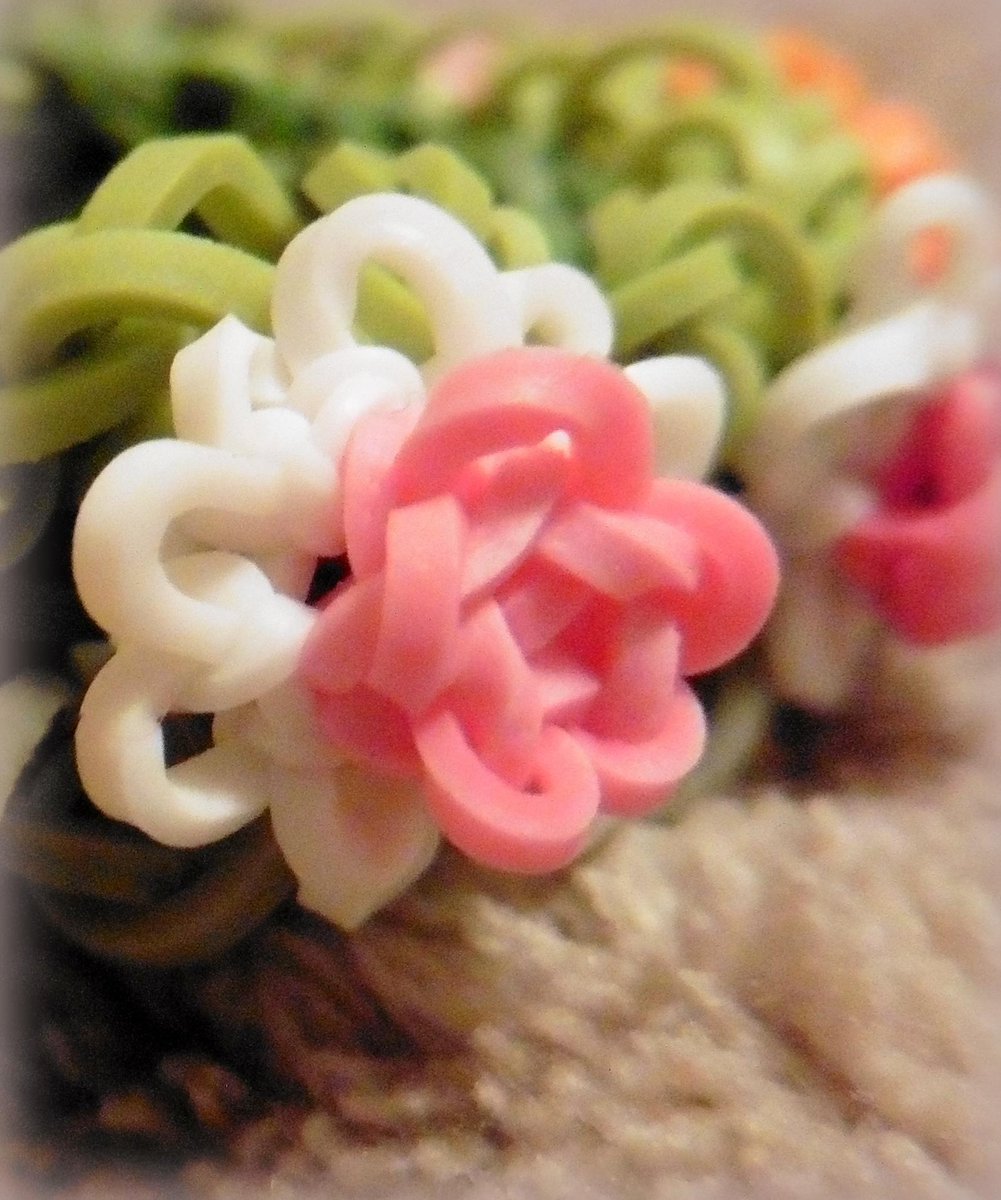 fuzzlesbands's tweet photo. http://t.co/HYqkIeRTz3 Custom #handmade bracelet designed by the Fuzzles!  @etsy @etsyphile #rainbowloom #bestselling http://t.co/bwhjZRe1b3